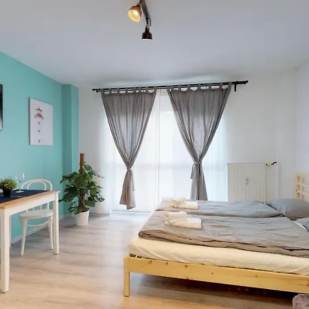 New By Nivy & Bus Station W Ac Διαμέρισμα Μπρατισλάβα